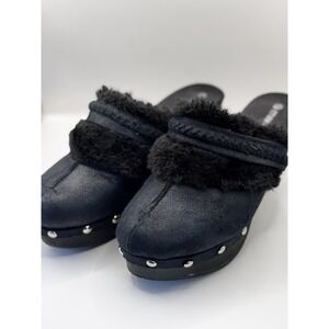 Makalu California Black Faux Suede Clogs Size 8 Studded Platform Fur Trim Mules